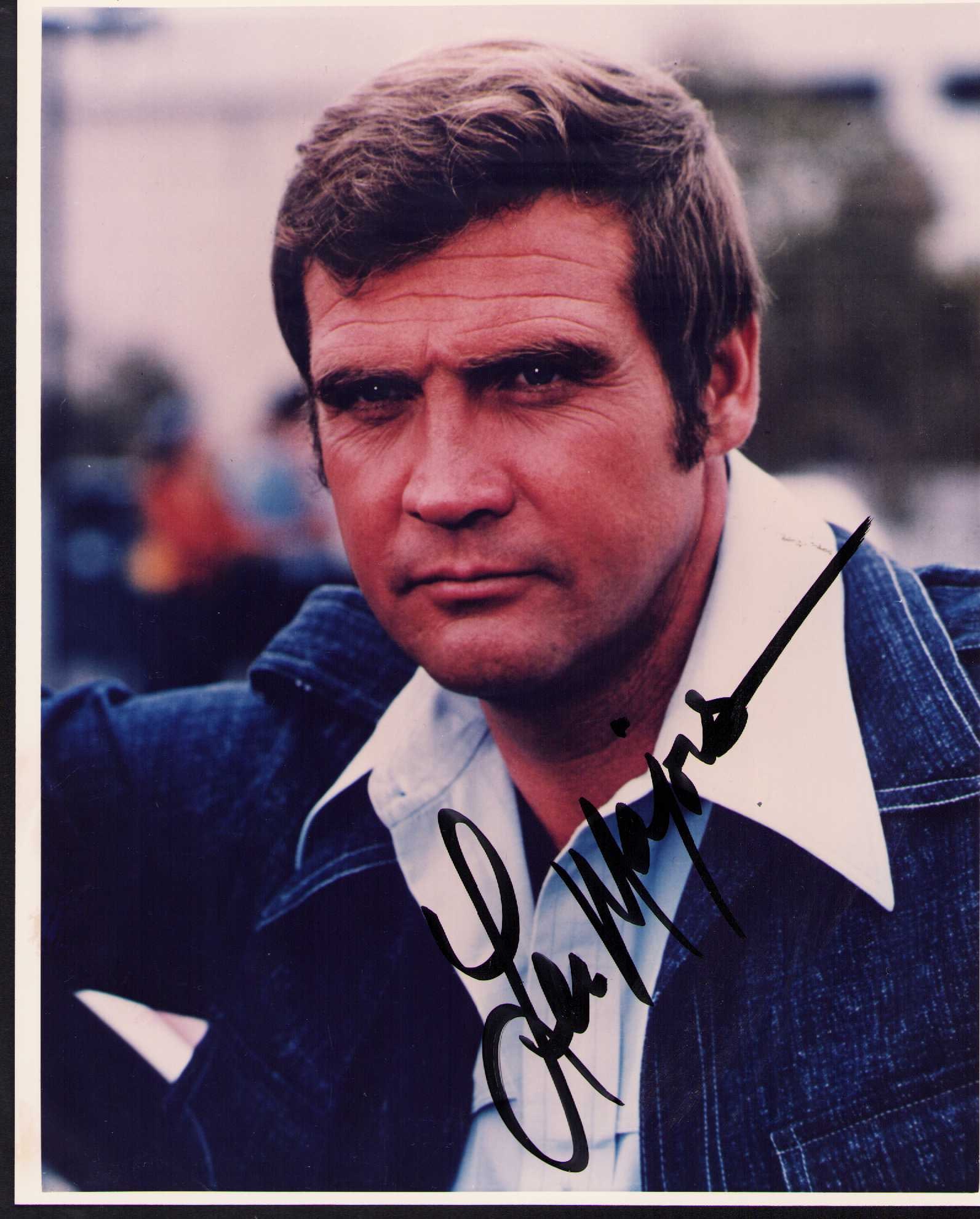 Lee Majors signed photograph: A vintage signed 8x10 of the Bionic Man and Fall Guy star Certificate of AuthenticityEVERY item in this auction comes with at minimum one fully illustrated and serial numbered COA signed by the worlds