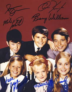 Child Cast of "The Brady Bunch" Signed 8x10 Photo: Scarce 8x10 photograph signed by Barry Williams, Christopher Knight, Mike Lookinland, Maureen McCormick, Eve Plumb, and Susan Olsen.