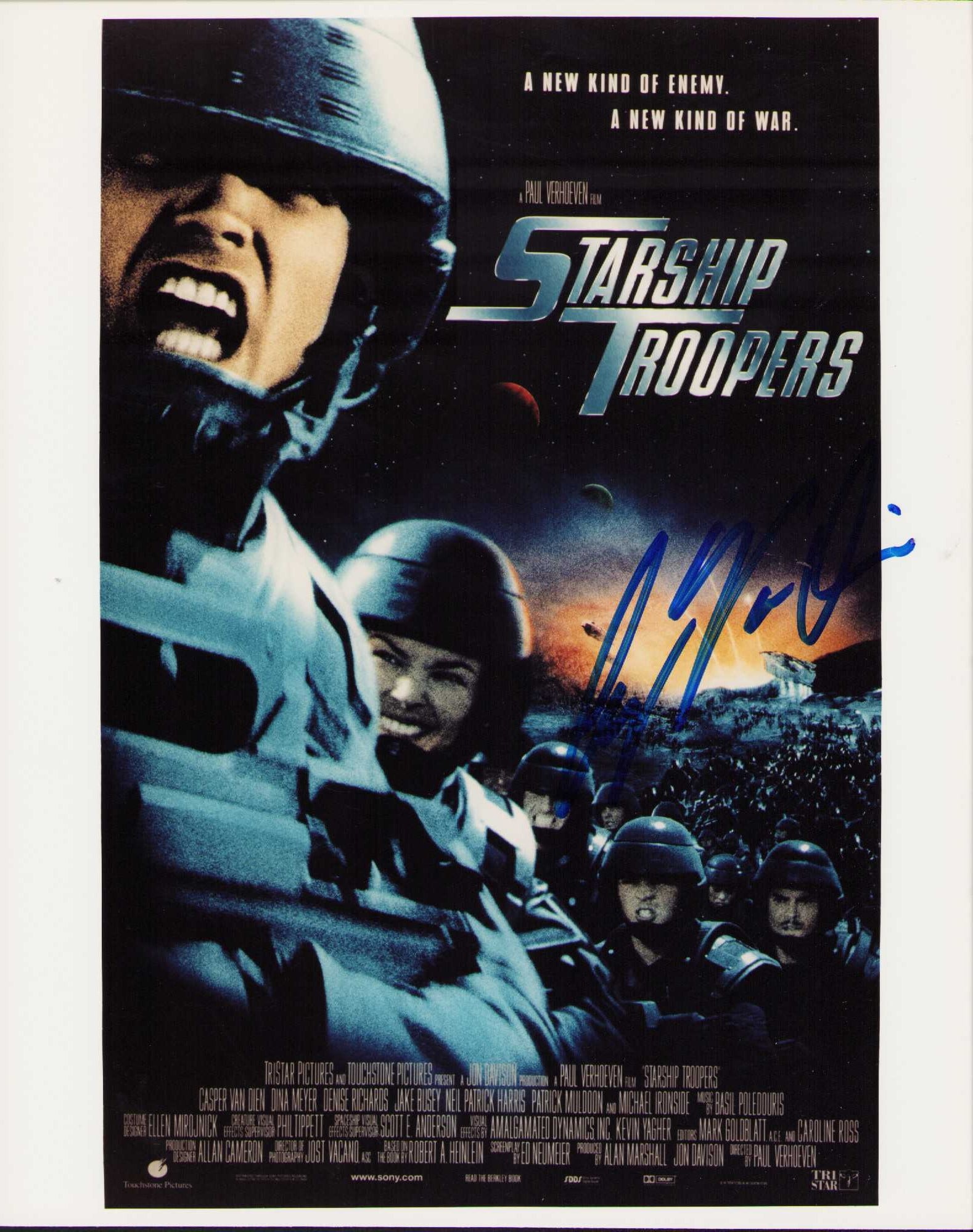 Casper Van Dien signed photograph: Starship Troopers signed 8x10 by the actor Certificate of AuthenticityEVERY item in this auction comes with at minimum one fully illustrated and serial numbered COA signed by the leading authenticator