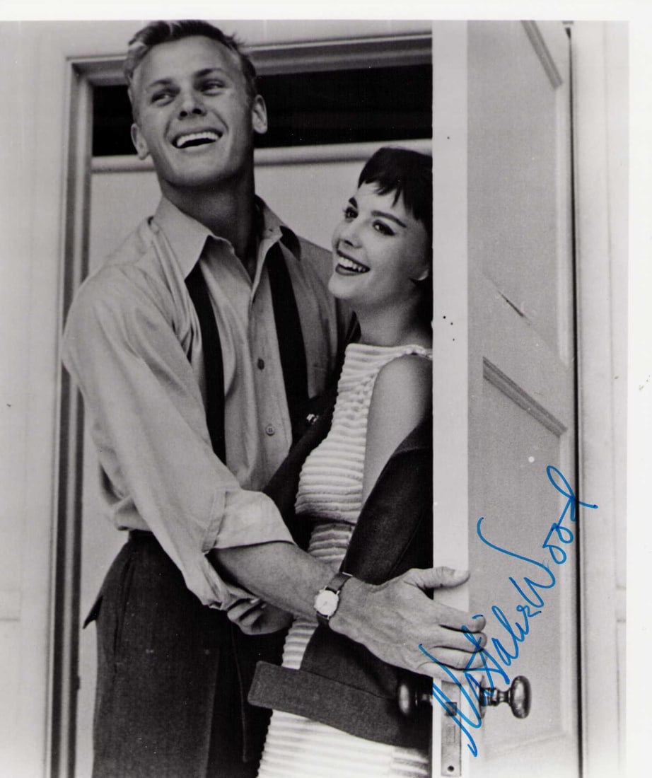 Natalie Wood signed photograph (1 of 1)