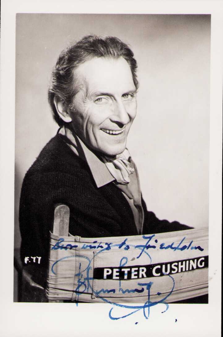 Peter Cushing signed postcard image (1 of 1)