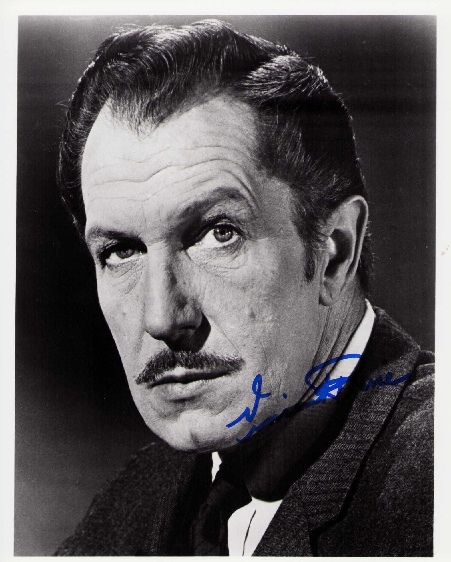 Vincent Price signed photograph: A vintage signed 8x10 by the horror master himself ! The voice in Thriller too ! Certificate of AuthenticityEVERY item in this auction comes with at minimum one fully illustrated and serial numbered s