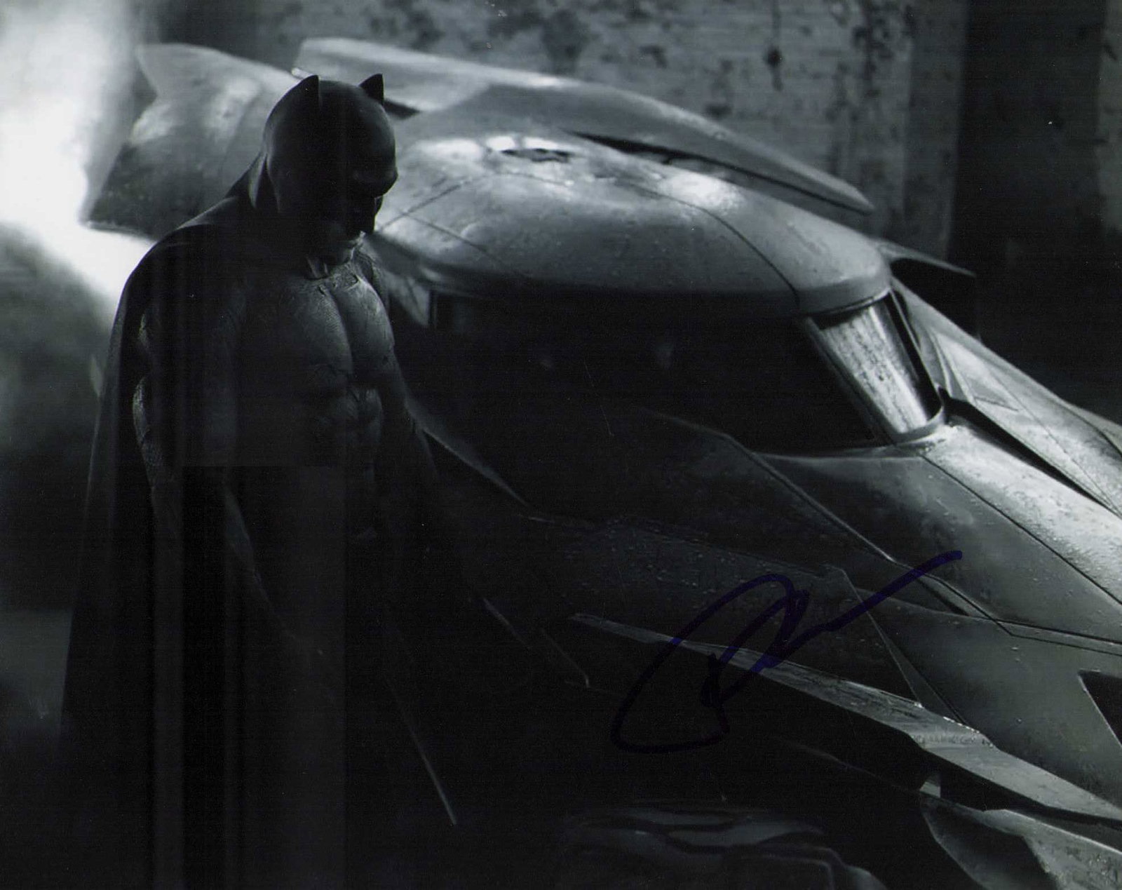 Ben Affleck Batman signed photograph: A Batman signed 8x10 by him Certificate of AuthenticityEVERY item in this auction comes with at minimum one fully illustrated and serial numbered searchable online COA signed by the leading authentica