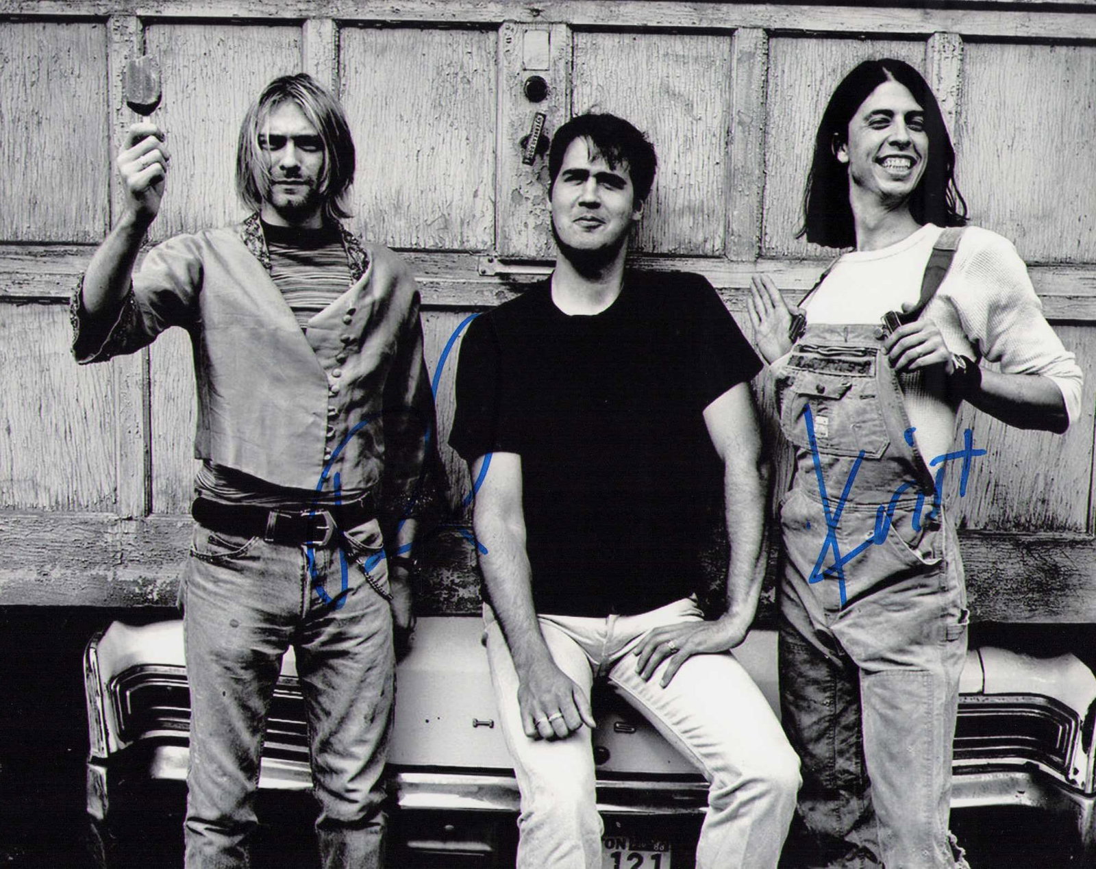 Nirvana signed photograph (1 of 1)