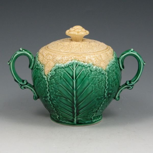 Wedgwood Majolica Lidded Sugar Bowl - Mint
