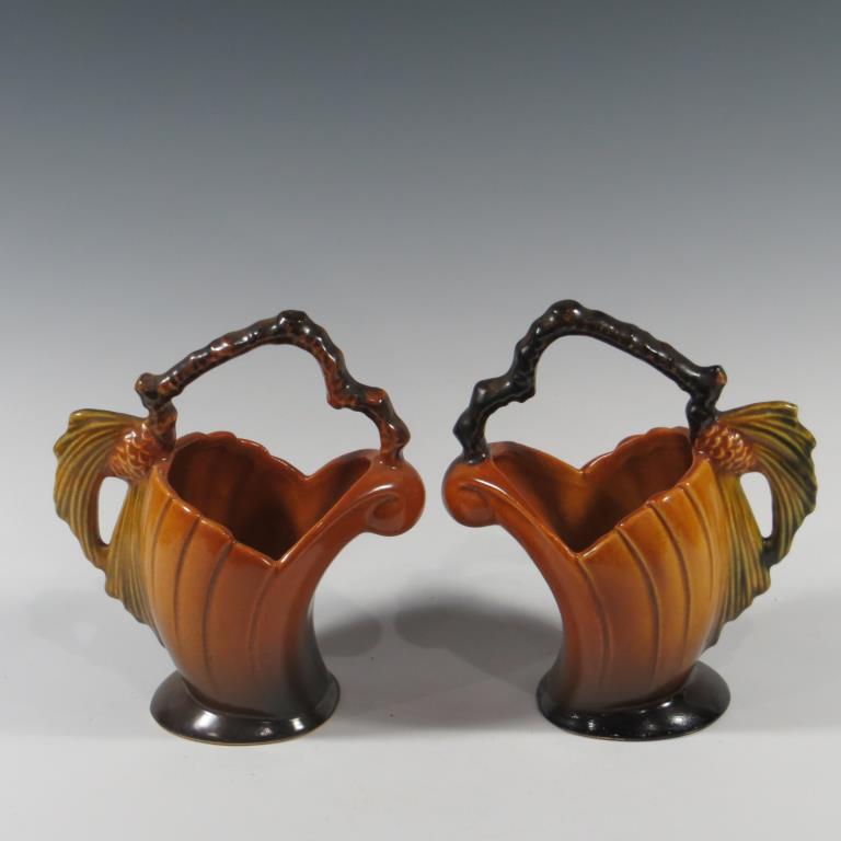 Pair of Roseville Brown Pine Cone Baskets (1 of 2)