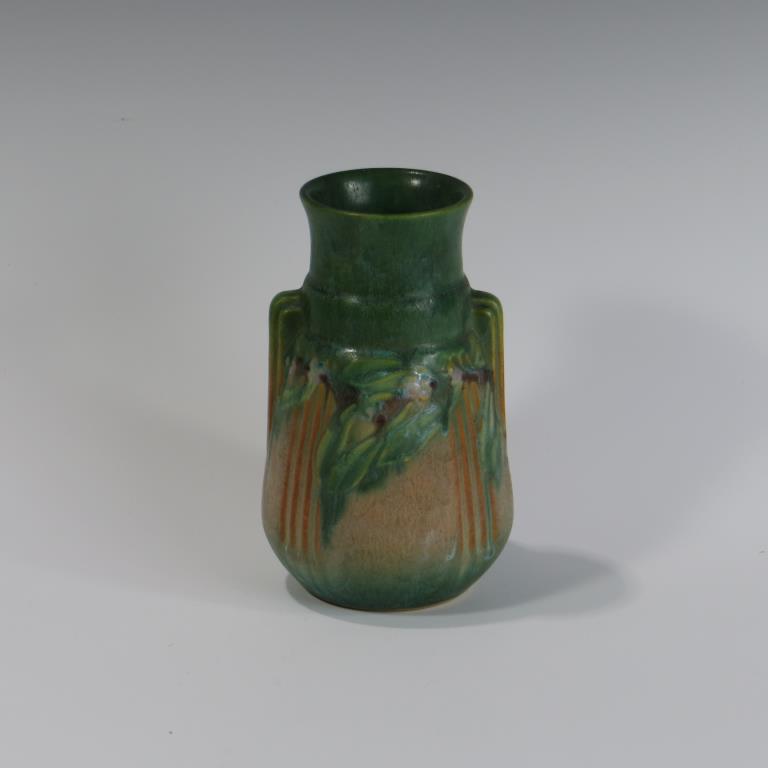 Roseville Laurel Vase in Green (1 of 2)