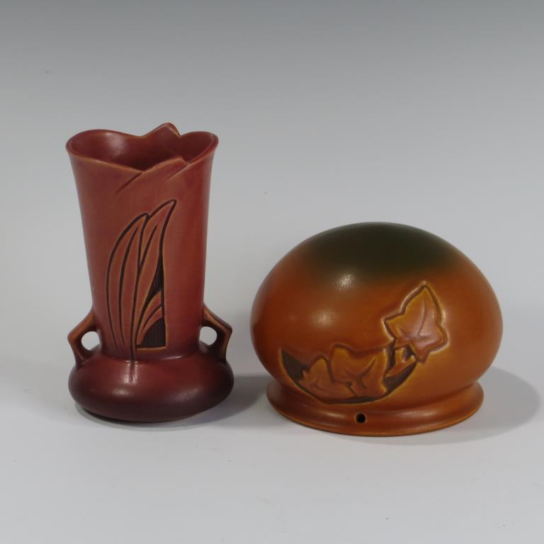 Roseville Silhouette Vase & Hanging Basket (1 of 2)