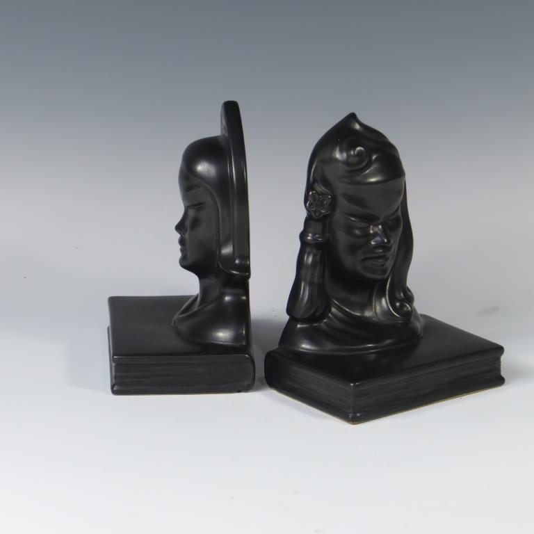 Roseville Burmese Book Ends (1 of 1)