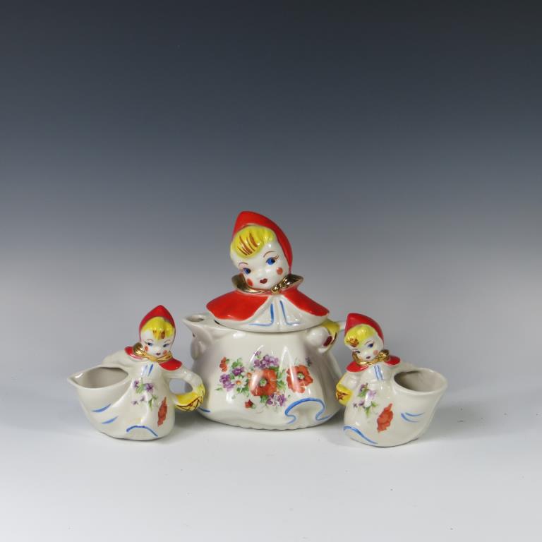 Hull Little Red Riding Hood Tea Set (1 of 1)