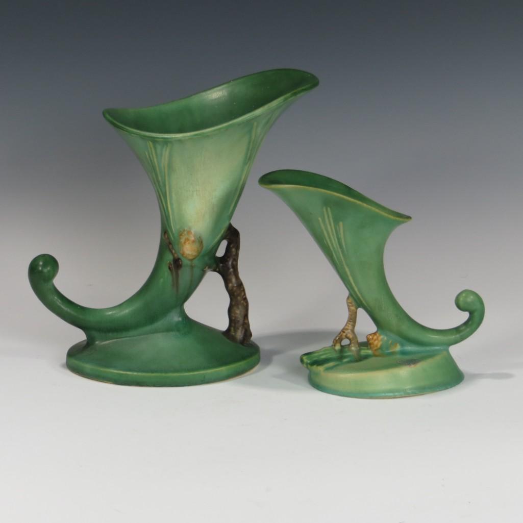 Roseville Green Pinecone Cornucopias (1 of 2)