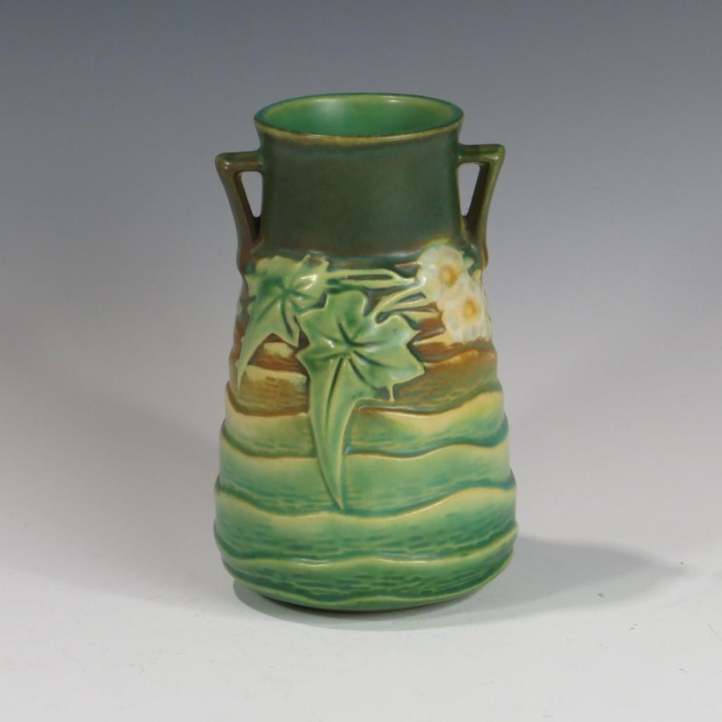 Roseville Luffa Vase (1 of 2)