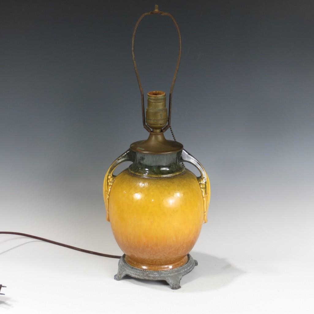 Roseville Tuscany Lamp (1 of 1)