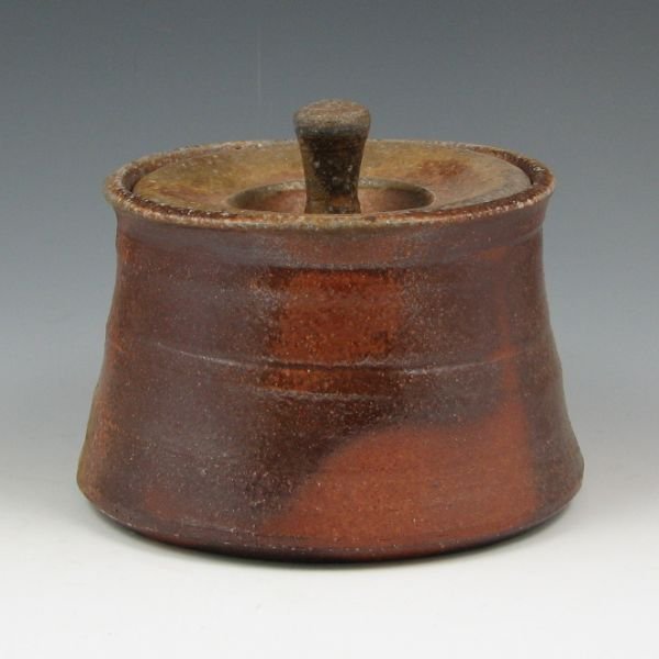 Charles D. Hansen 6 1/4" Lidded Vessel - Mint: Charles D. Hansen lidded vessel. Marked Hansen. Mint. 6 1/4" wide by 4 3/4" tall.