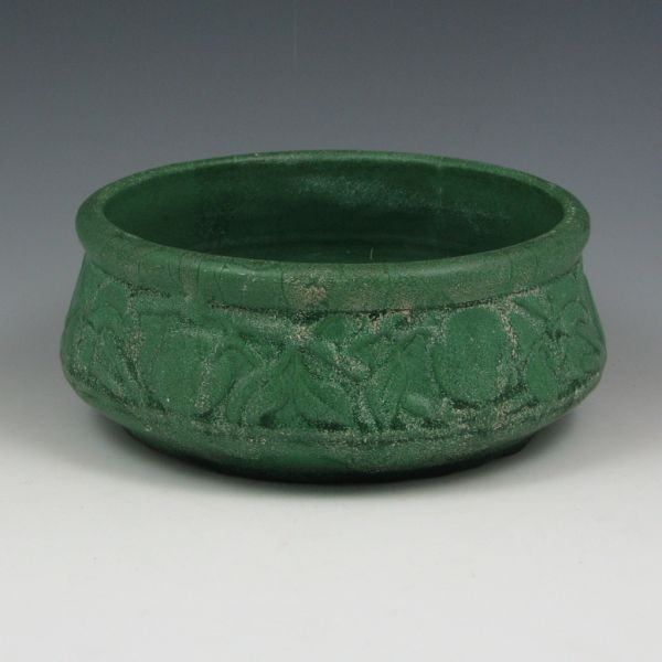 Weller Matte Green 7 3/4" Bowl