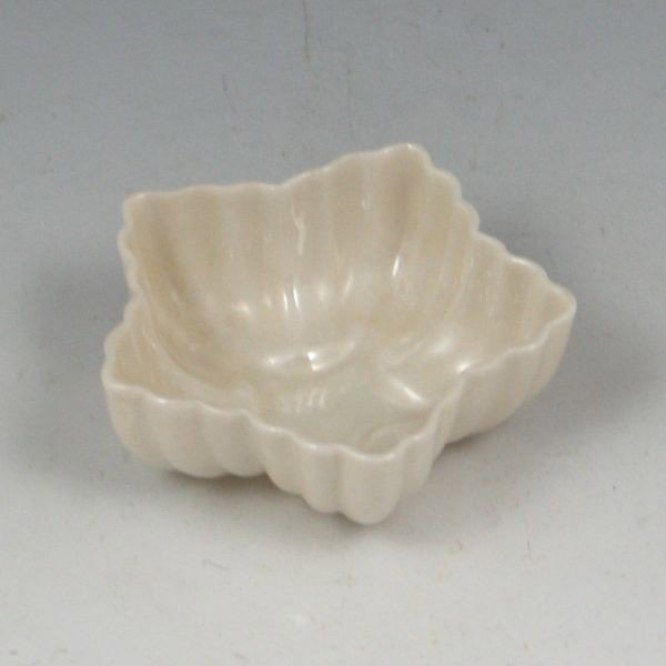 Belleek Star Salt - 2nd Black