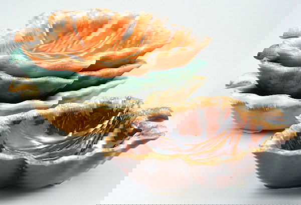 Hull Oven Proof Leaf Dishes (Four) - Mint : Set of four Hull Oven Proof leaf dishes in brown, green, beige and orange. Marked Hull Oven Proof USA. Mint. 7 1/4" long.