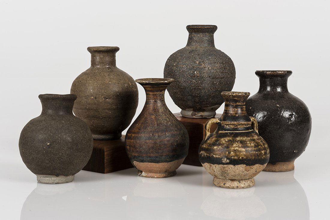 Ming Dynasty Sawankhalok Stoneware/Brownware Jarlets (1 of 10)