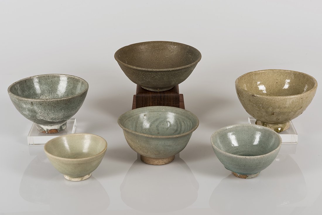 Yuan and Ming Sawankhalok and Chinese Bowls (1 of 9)