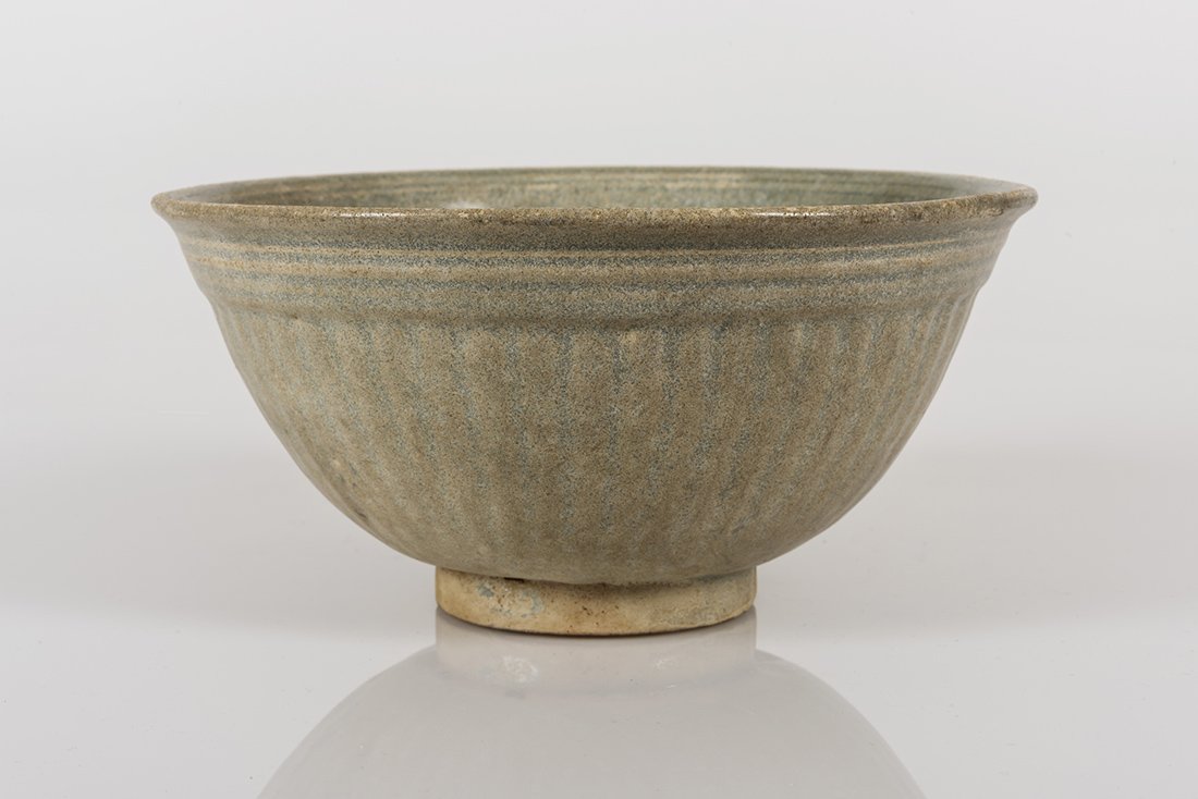 Ming Dynasty Sawankhalok Celadon Bowl (1 of 4)