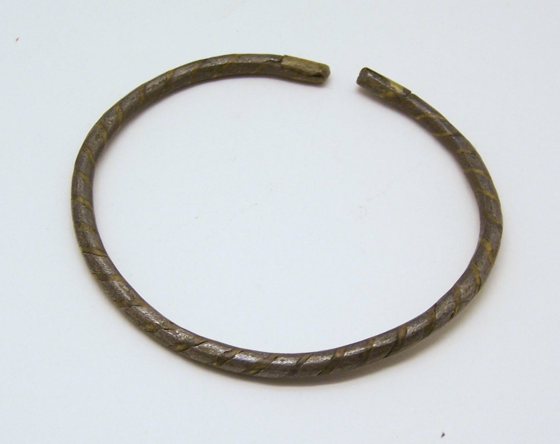antique African mix metals cuff bracelet: measures 8" inside diameter by 1/8" wide, weights 19.2 grams, in good condition