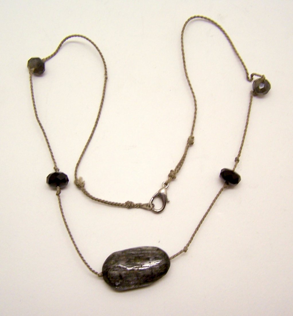 cat eye tourmaline onyx labradorite beads necklace: measures 20 1/2" long, crafted with 28x16mm cat eye tourmaline, 9mm onyx, 8mm labradorite beads, weights 12.09 grams, in great condition