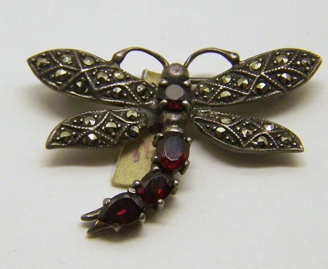 sterling silver dragon fly garnet marcasite brooch pin: measures 1" long by 1 1/2" wide, crafted with 4mm to 6x4mm garnet, weights 5.6 grams