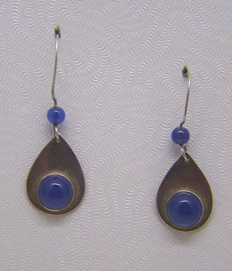CORINA sterling silver chalcedony drop earrings: measures 1 9/16" long crafted with 4mm to 7mm chalcedony beads, weights 3.7 grams, in good condition