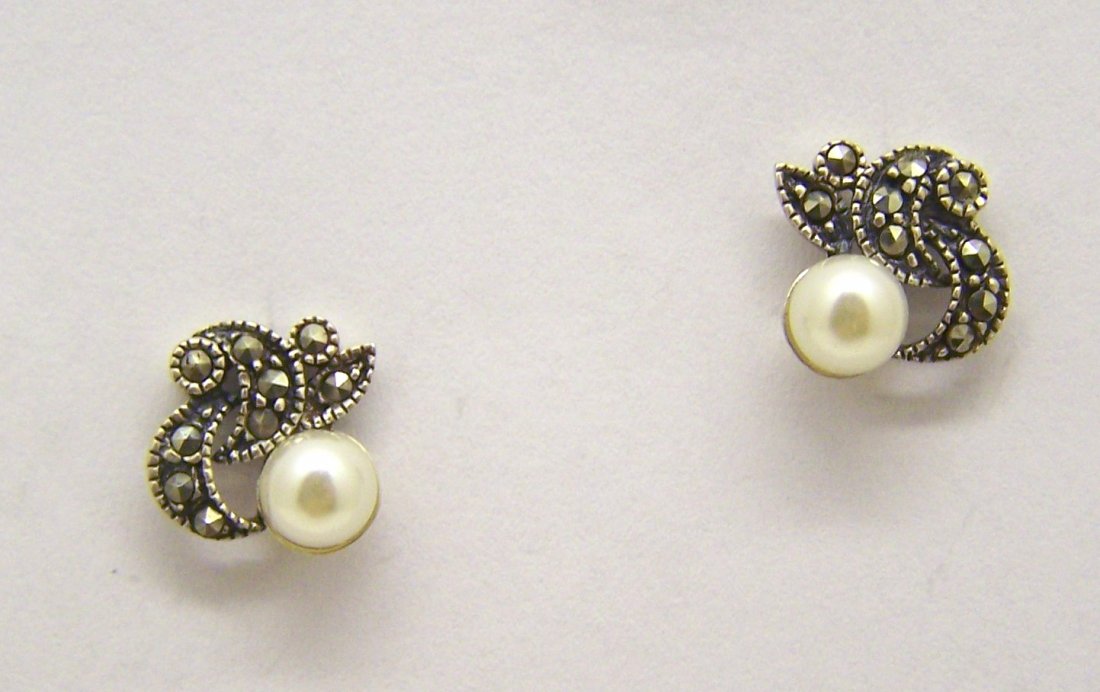 vintage marcasite pearl earrings: measures 1/2" long by 1/2" wide, crafted with 5mm faux pearl & marcasite, weights 2.5 grams, in great condition