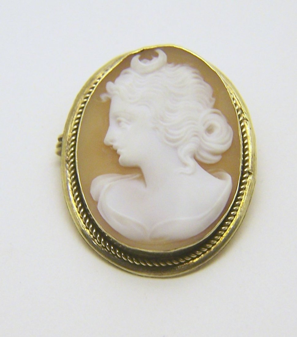 art deco 800 silver shell cameo brooch pin pendant: measures 1 3/4: long by 1 1/16" wide, crafted with 28x21mm shell cameo, weights 6.6 grams, in great condition