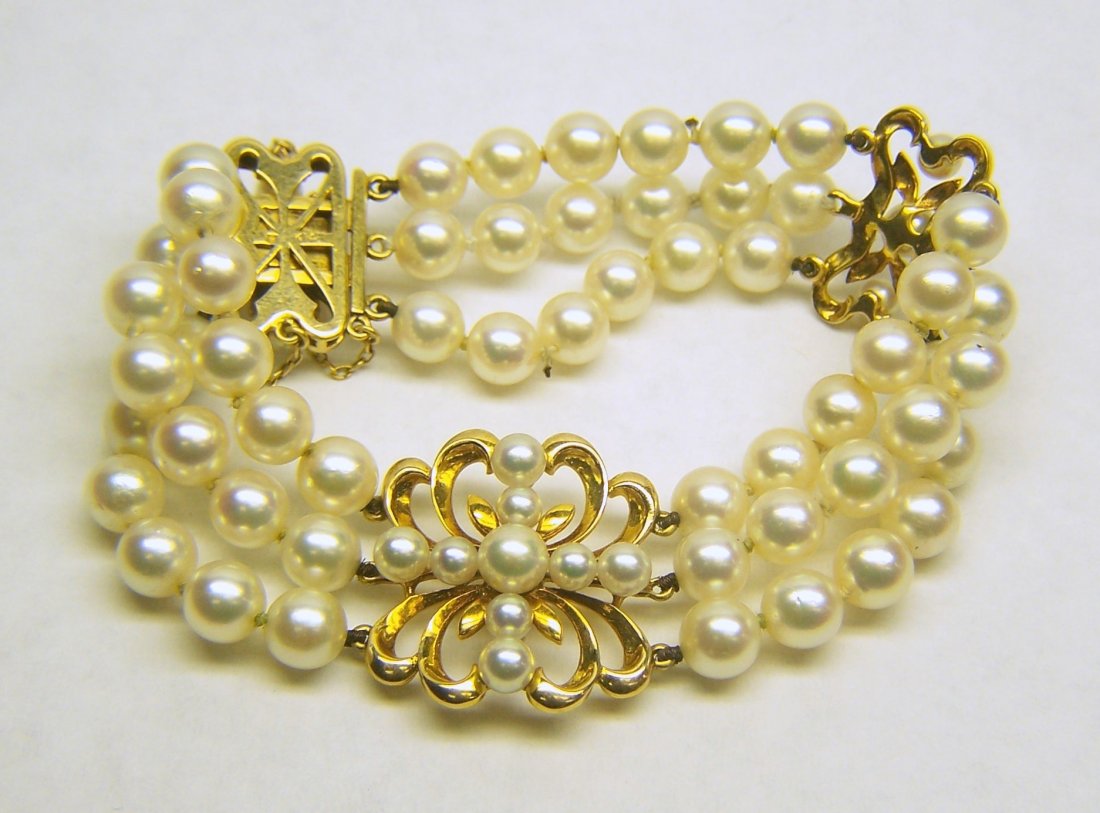 vintage 14K MIKIMOTO 3 strand akoya pearl bracelet