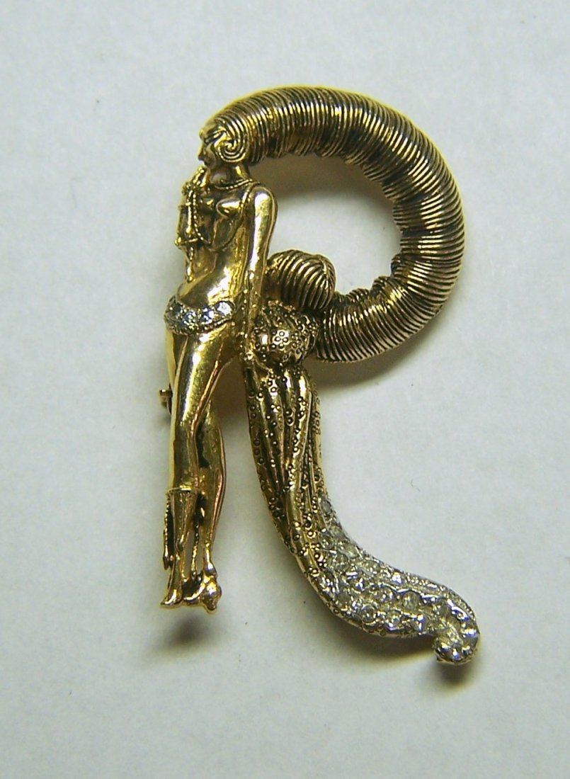 ERTE CFA 14k diamonds art nouveau R brooch pin: measures 1 11/16" long by 13/16" wide, crafted with diamonds with aprox .20ctw, weights 9.25 grams, in great condition