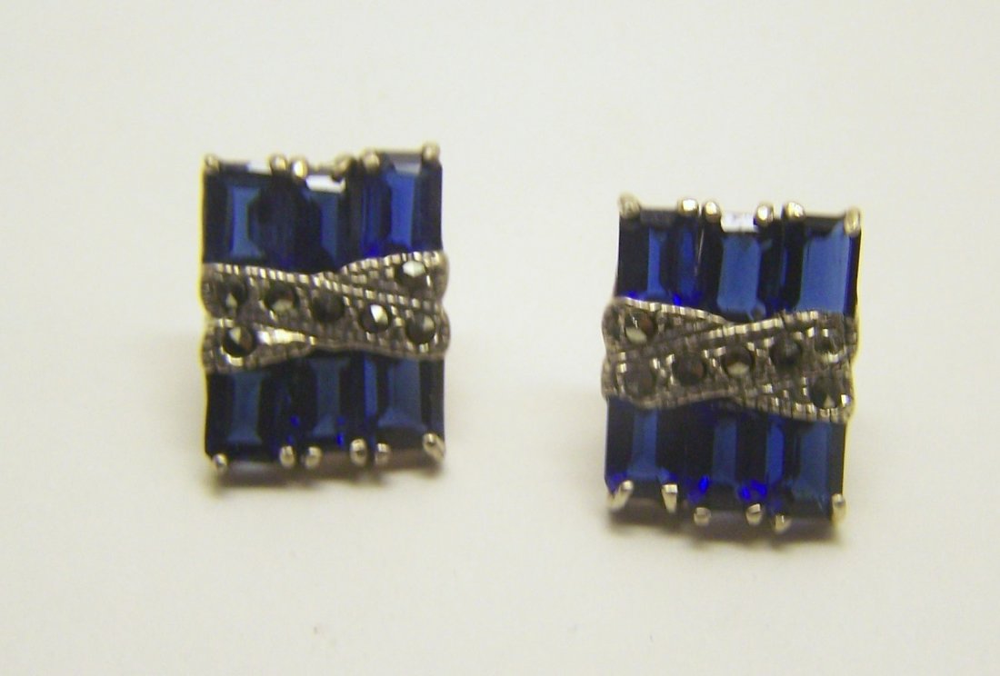 sterling silver cz marcasite earrings: measures 11/16" long by 1/2" wide, weights 5.5 grams, in good condition