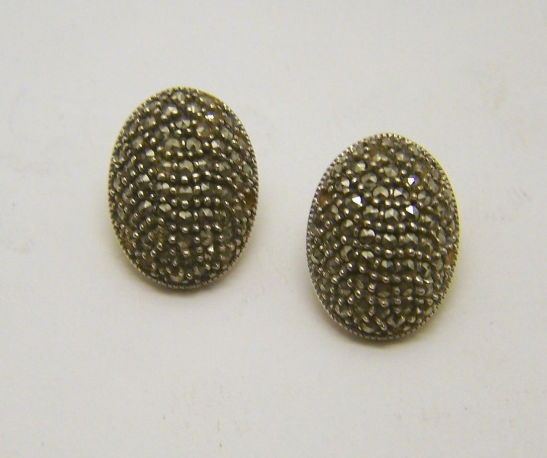 JUDITH JACK sterling silver marcasite earrings: measures 13/16" long by 9/16" wide, weights 11 grams, in good condition