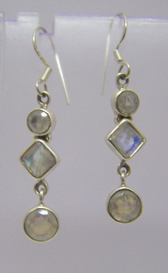 sterling silver labradorite earrings: measures 2" long by 5/16" wide, weights 6.2 grams, in good condition