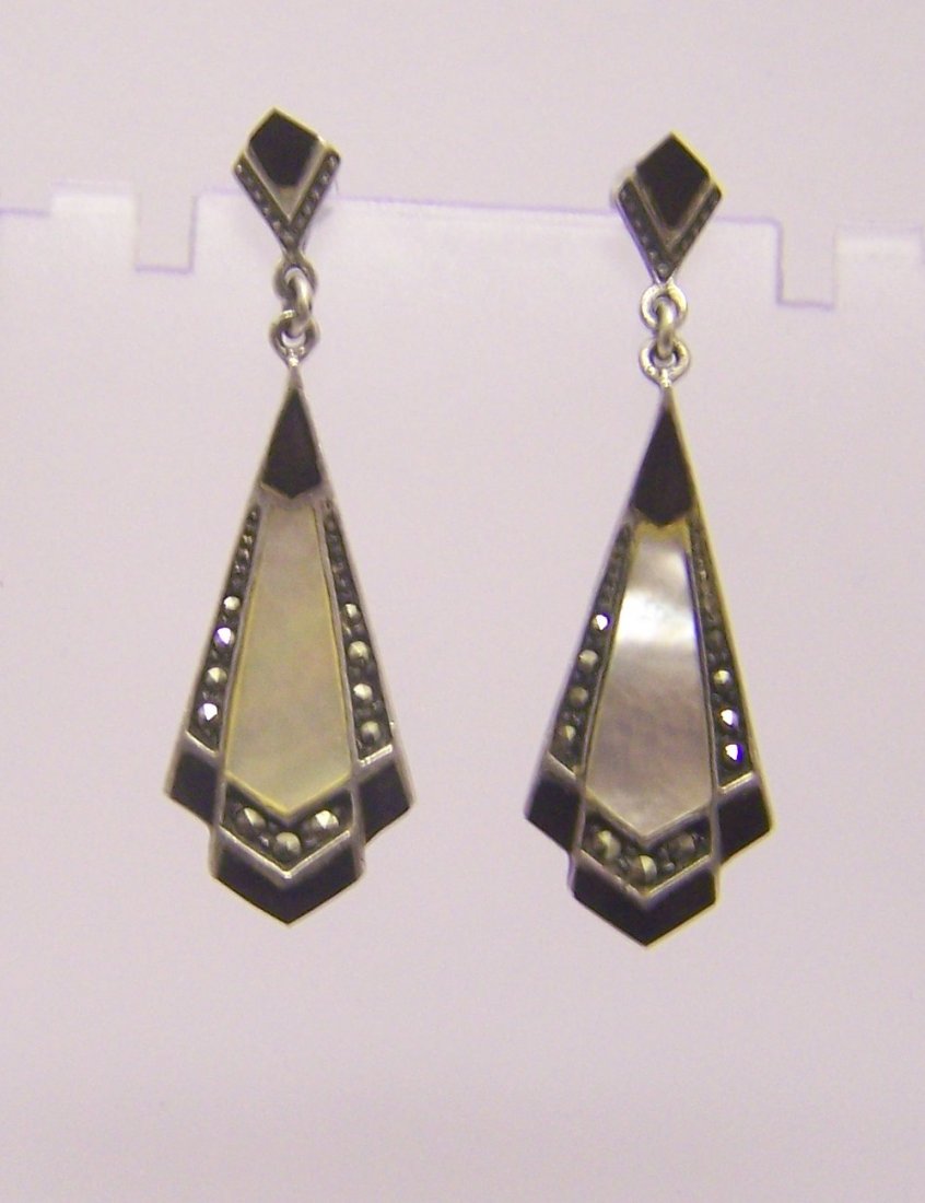 Judith Jack sterling silver mother pearl marcasite: measures 1 13/16" long by 9/16" wide, weights 6.1 grams, in good condition