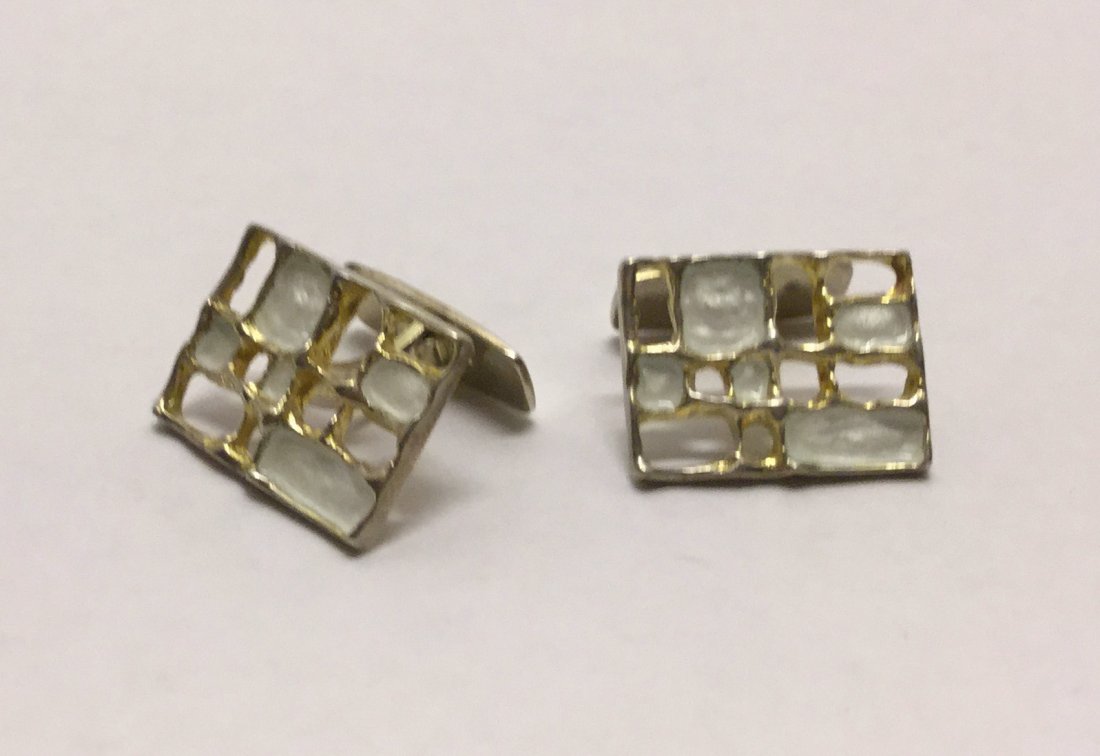 David Andersen Norway sterling silver enamel cufflinks: top of the cufflinks measures 1" long by 6/8" wide, in good condition