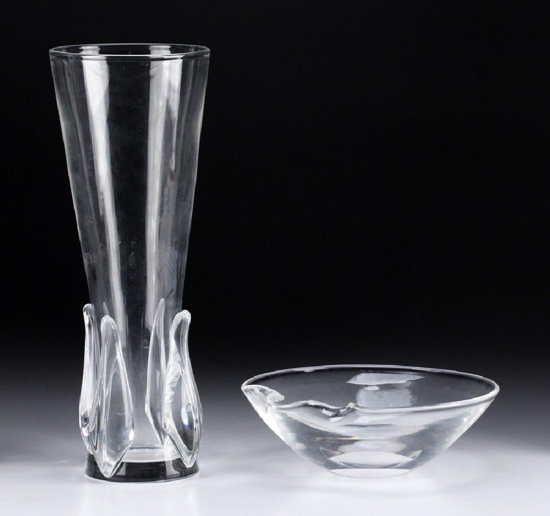 Two American Steuben Crystal Items: Vase & Serving Bowl (1 of 10)