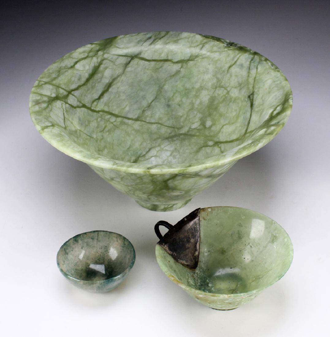 A Collection of Three Asian Hardstone Bowls (1 of 18)