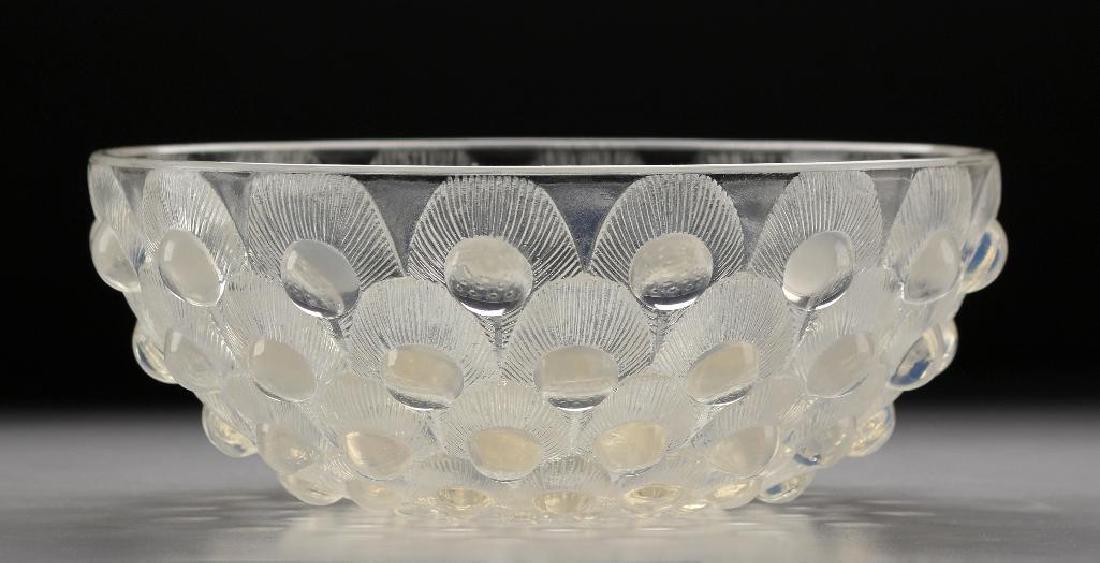 R. Lalique Opalescent Crystal Plumes de Paon Bowl (1 of 5)
