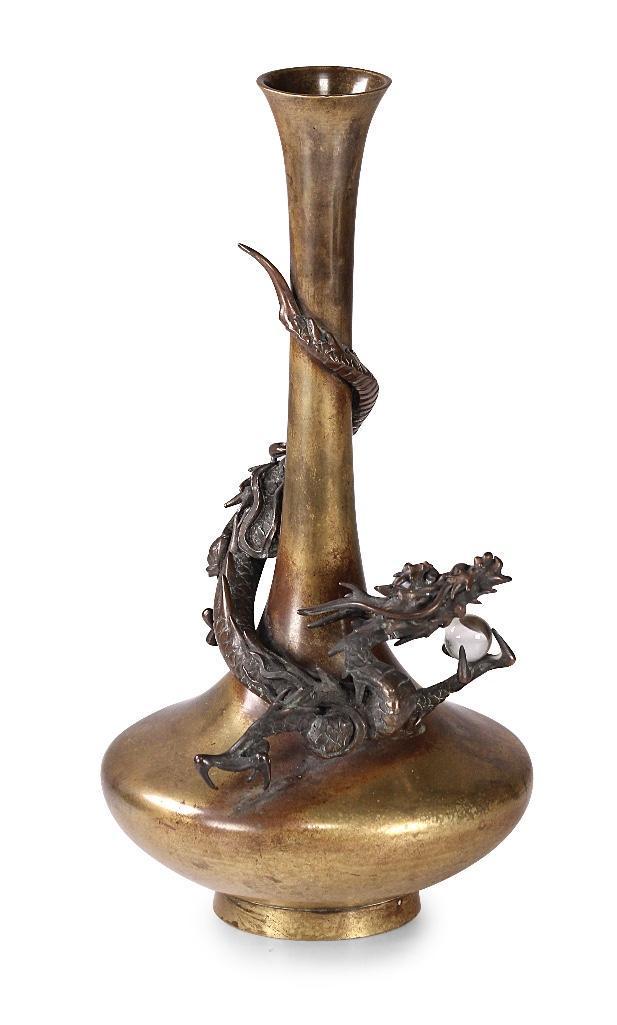 Japanese Meiji Period Bronze Dragon Vase (1 of 9)