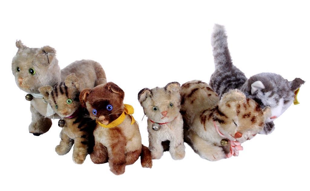 Six German Steiff Stuffed Kittens (1 of 9)