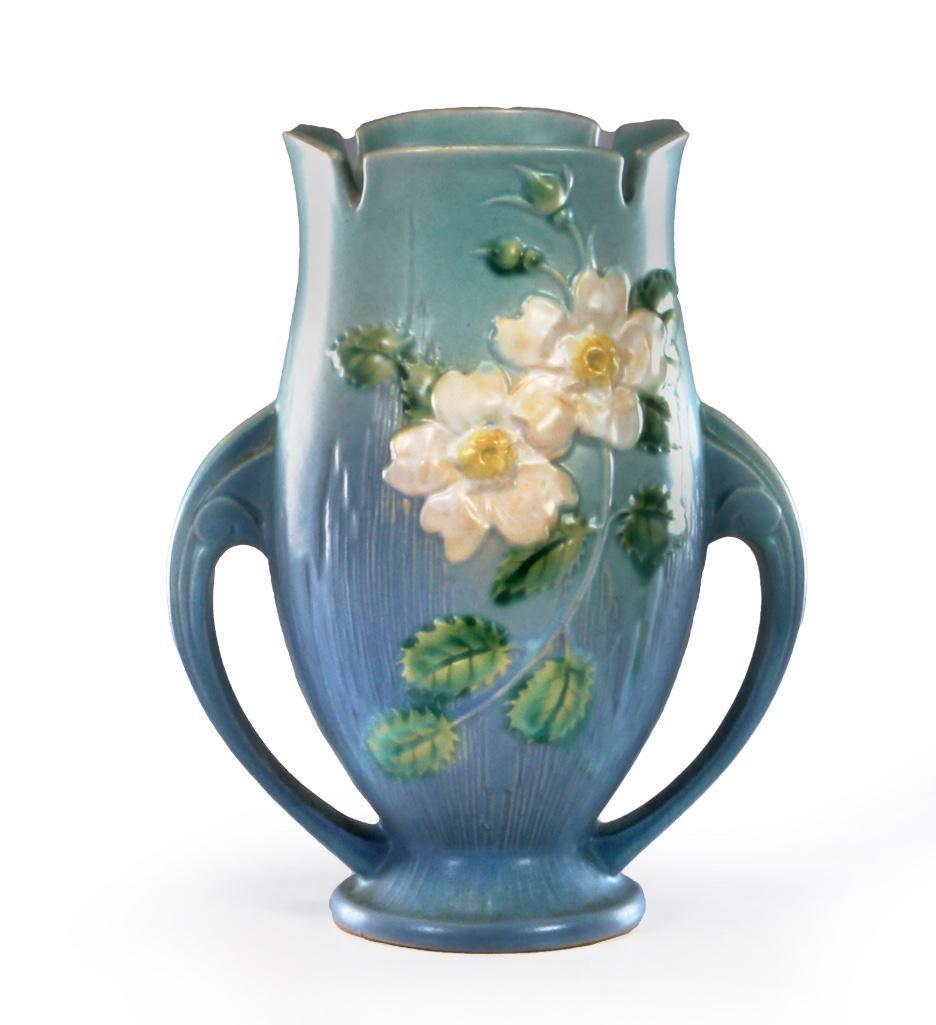 Roseville White Rose in Blue Handled Vase (1 of 7)