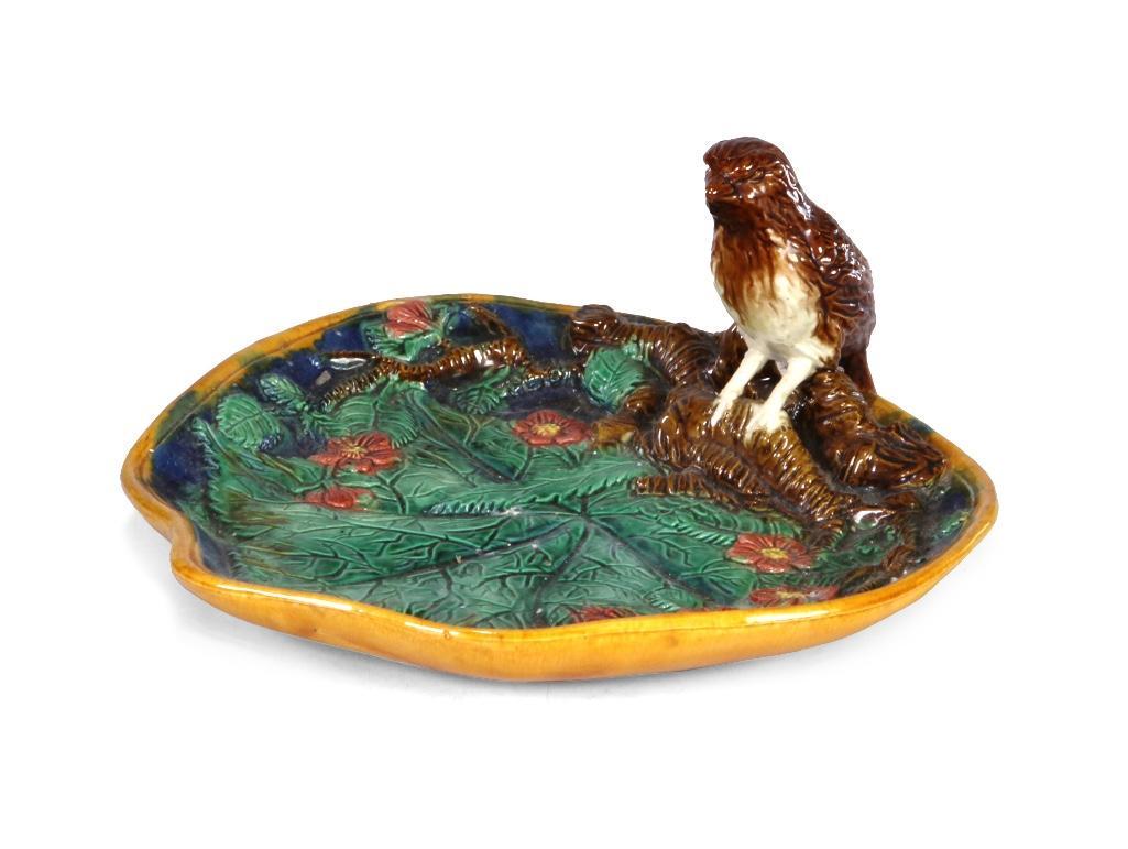 English George Jones Style Majolica Bird Tray: Unmarked foliage tray with hawk perched on a branch. Height: 5 inches Width: 10 inches Condition: Good.