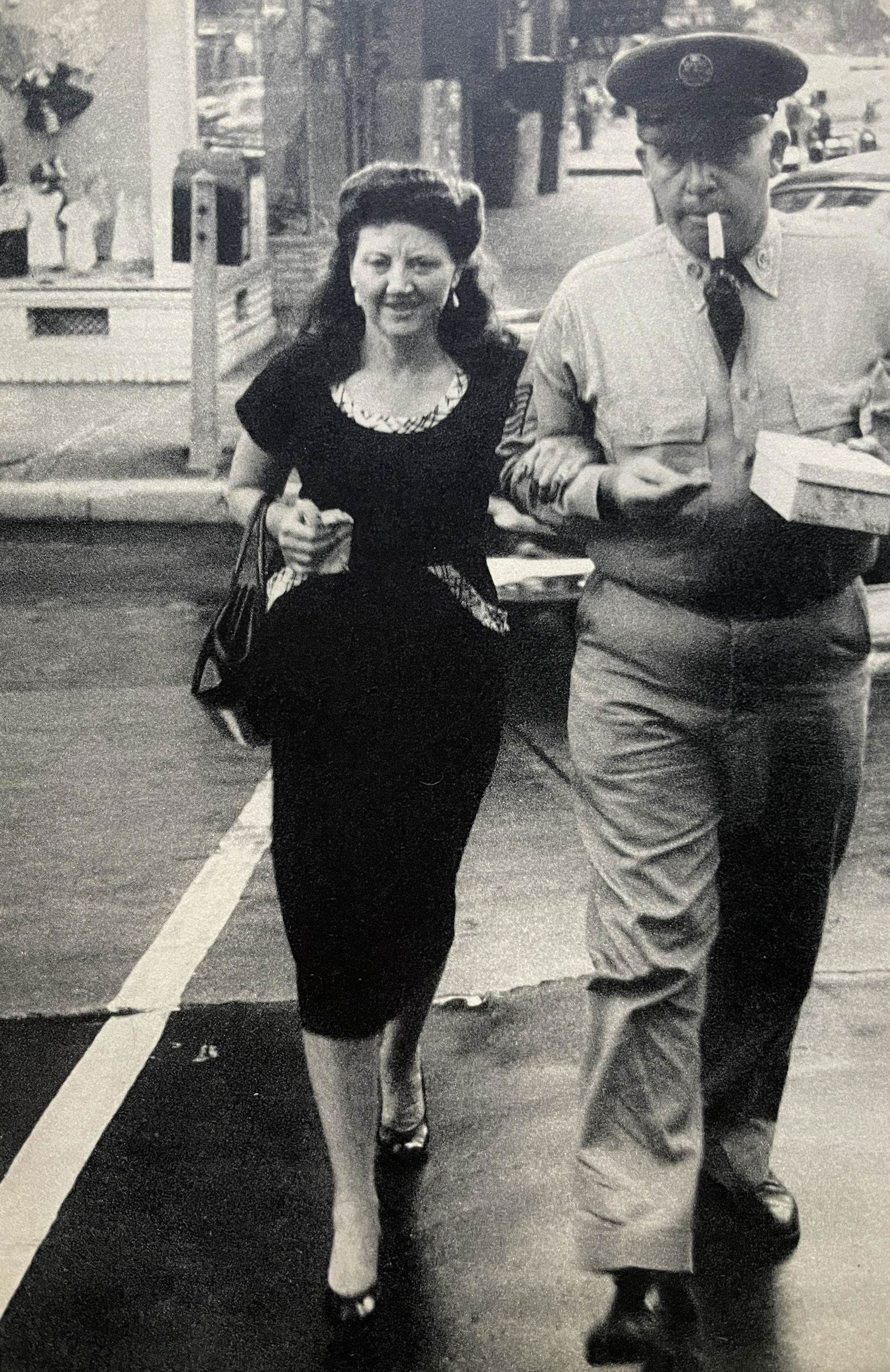 Robert Frank "Savannah, Georgia" Print: Robert Frank "Savannah, Georgia" Print. 6.8 x 4.5. Mounted to Archival Quality Paper. Printed circa 1950â€™s. Verso is blank