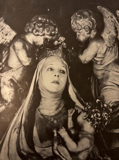 Cecil Beaton "Lady Diane Cooper, 1951" Print: Cecil Beaton "Lady Diane Cooper, 1951" Print. Measures 7.5 x 6. Mounted to Archival Quality Paper. Verso is blank. Printed circa 1950's.