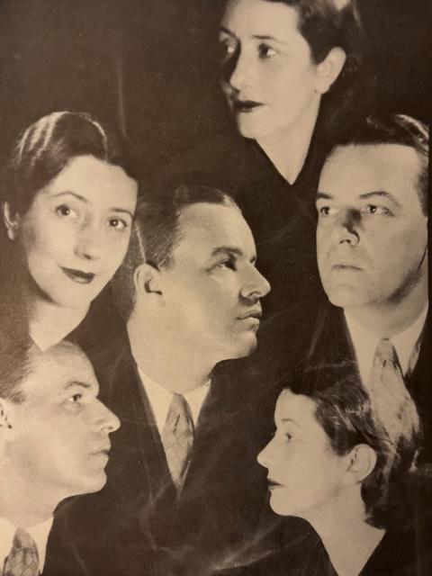 Cecil Beaton "Alfred Lunt and Lynn Fontanne, 1951" Print: Cecil Beaton "Alfred Lunt and Lynn Fontanne, 1951" Print. Measures 7.24 x 5.5. Mounted to Archival Quality Paper. Verso is blank. Printed circa 1950's.