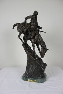 Frederc Remingtons - "28 Inch Tall" Mountain Man": Frederc Remingtons - "28 Inch Tall" Mountain Man". Very good vintage condition. Gallery Owners Private Collection