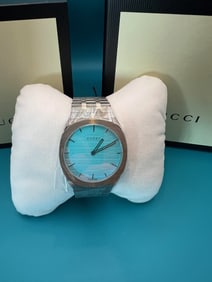 Gucci 25H Quartz Ladies Watch Model # YA163409. 