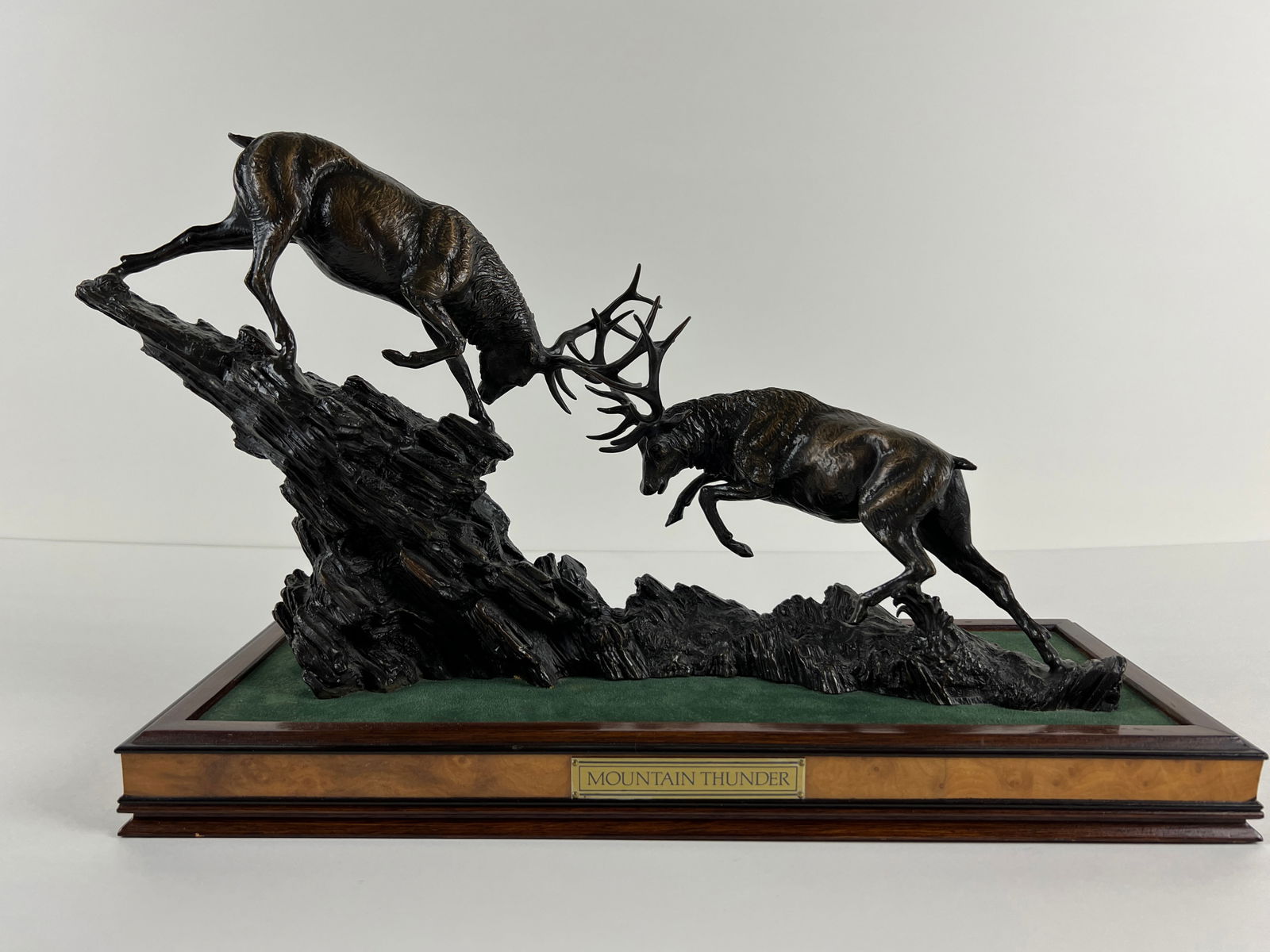 Mountain Thunder by D. Van Ruyckevelt – Franklin Mint Limited Edition Bronze Elk Sculpture (1 of 13)